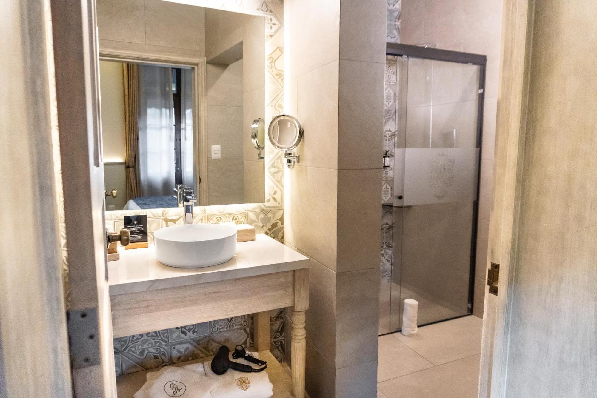 Royalty Boutique Hotel