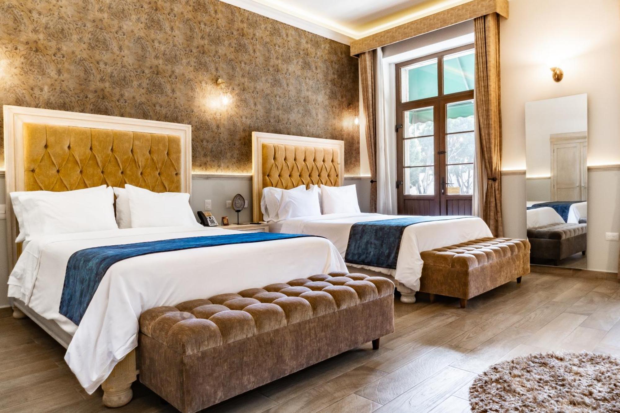 Hotel Royalty Boutique 4*